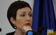 Јована Глигоријевић: Као политички новинар принуђени сте да стално кршите једно од основних правила професије Јована Глигоријевић: Као политички новинар принуђени сте да стално кршите једно од основних правила професије